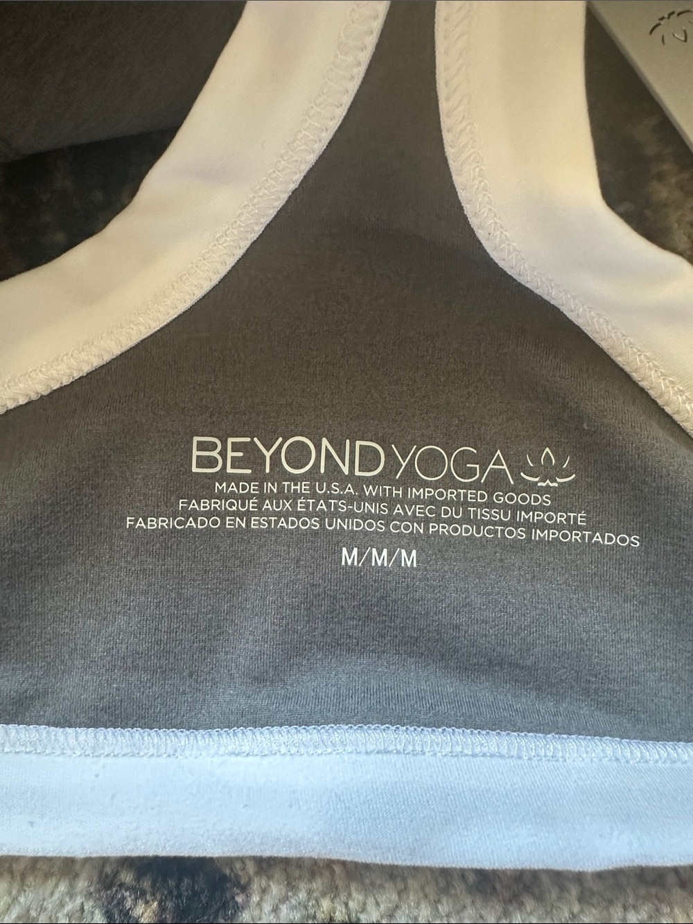 NWT Beyond Yoga Sports Bra - Picture 4 of 4